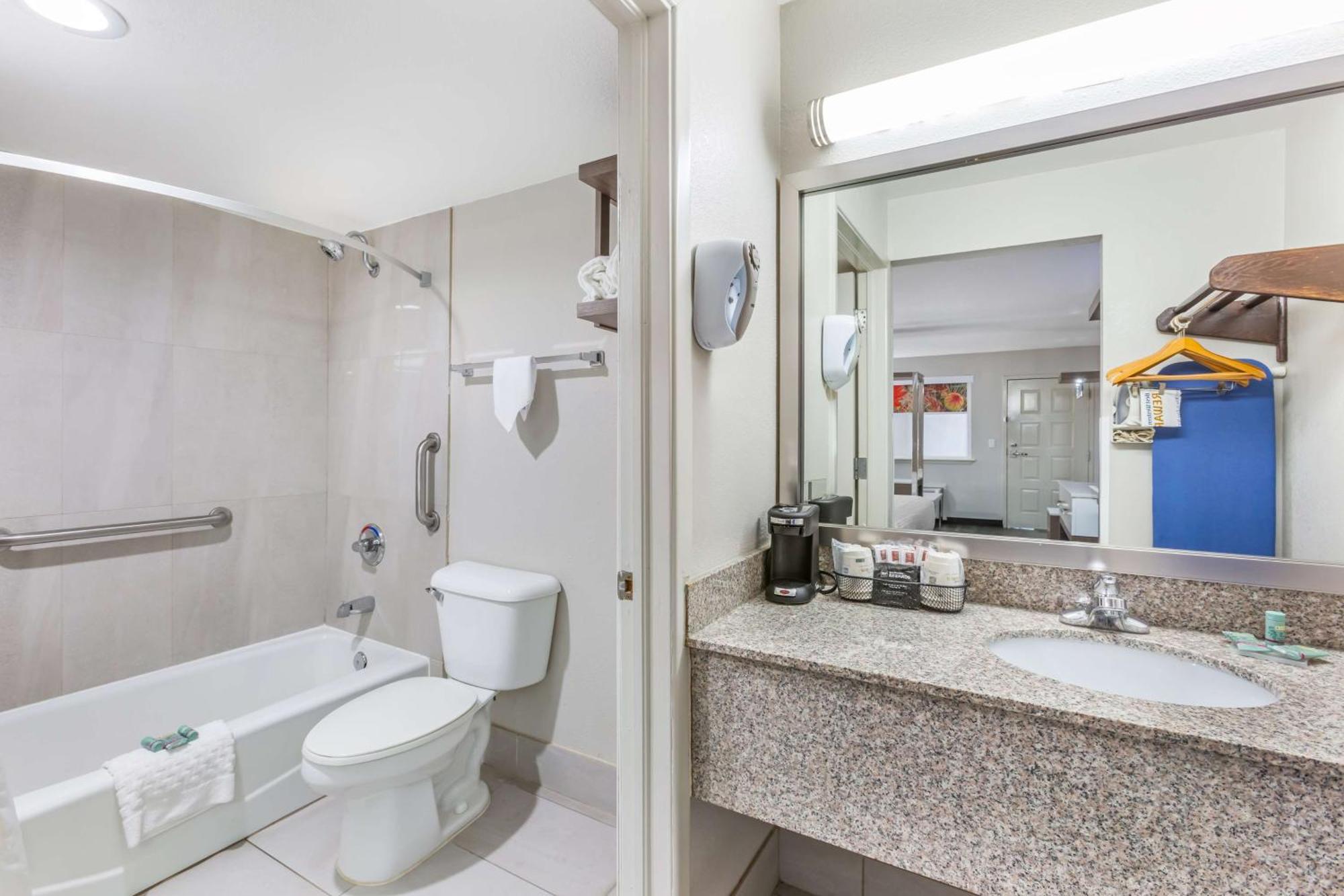 Best Western Sunland Park Inn El Paso Bagian luar foto